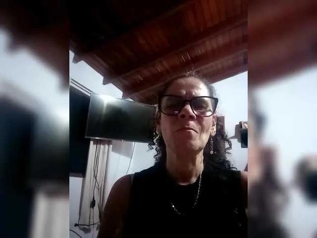 Freechat Taniamilf69 on BongaCams
