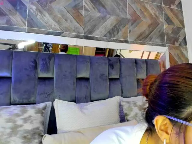 TaniaSmith on BongaCams