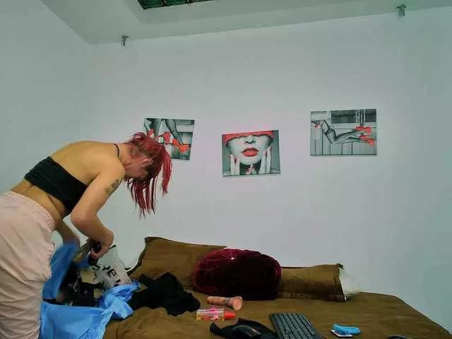 Tatis-Blux on BongaCams 