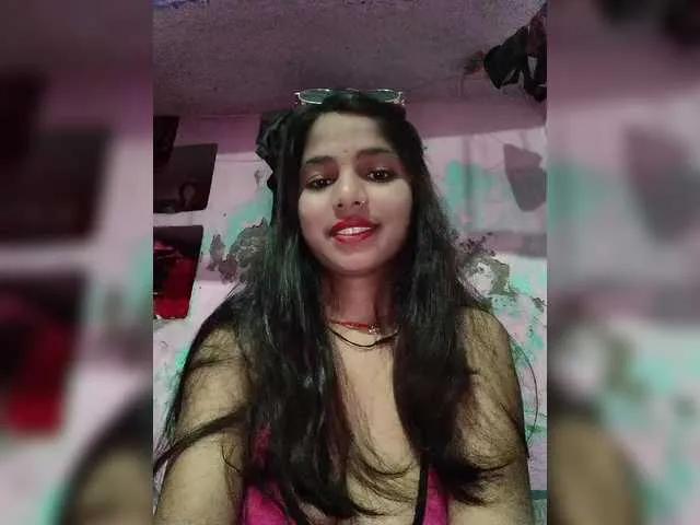 Tunnidelhi on BongaCams 