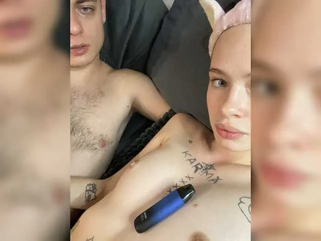 Twins-bleezza on BongaCams