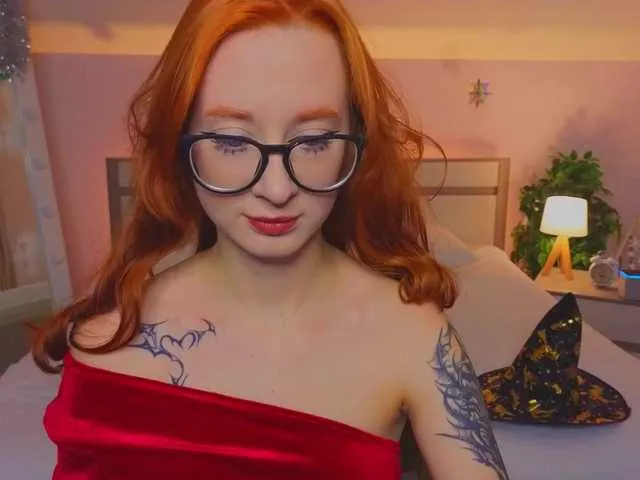 WICKEDEMBER on BongaCams