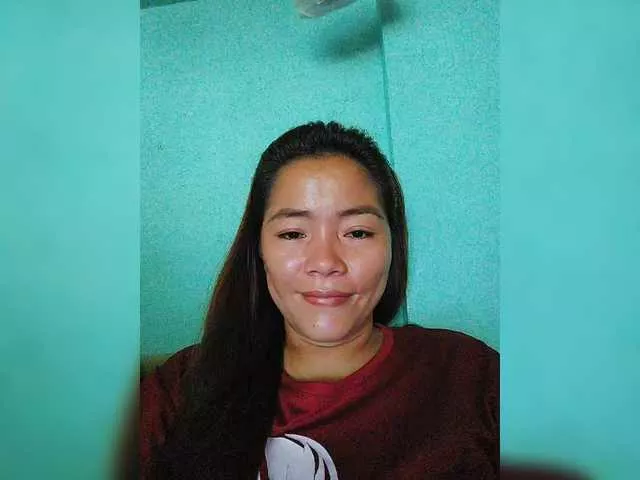 Wildhotsinglemom69 on BongaCams