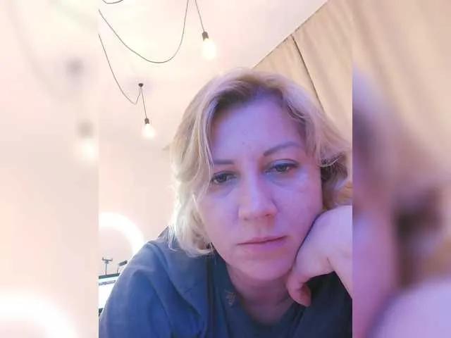 Freechat YourWitcher on BongaCams