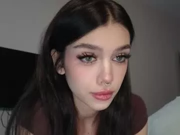 Freechat 9west on Chaturbate