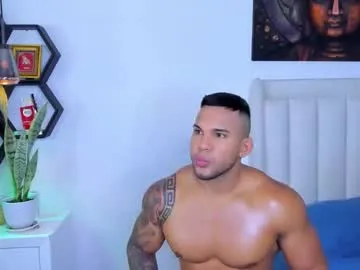 _matthew_santos_ on Chaturbate