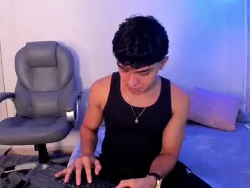 _taylorblack on Chaturbate