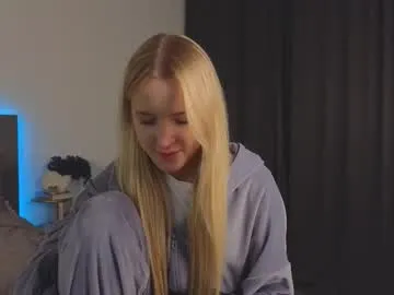 Freechat adele_armas on Chaturbate