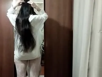 adelinehaefner on Chaturbate