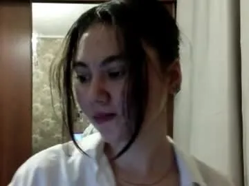 adelinehaefner on Chaturbate