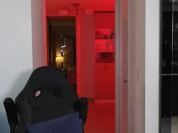 alan_vidal — PROFESSIONAL LIGHTING! #latino #master #lovense #muscle #findom [10000 tokens remaining]