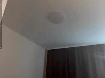 Freechat albertinadez on Chaturbate