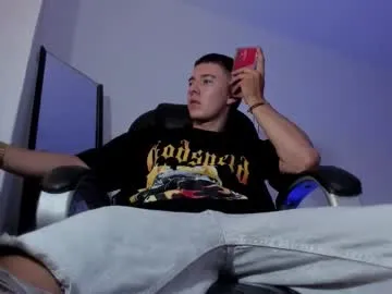 Freechat aleckk_boy on Chaturbate