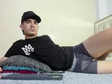 alejo_gray1 on Chaturbate