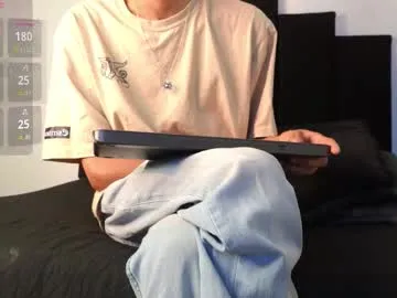 alex_mark_ on Chaturbate