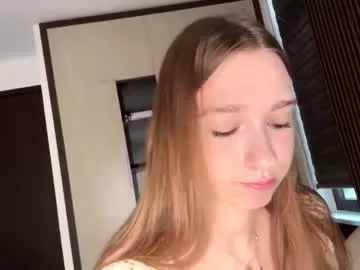 alisaa_01 on Chaturbate