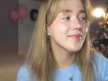 aluntick on Chaturbate