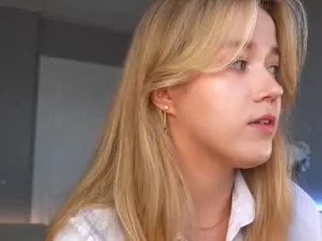 aluntick on Chaturbate