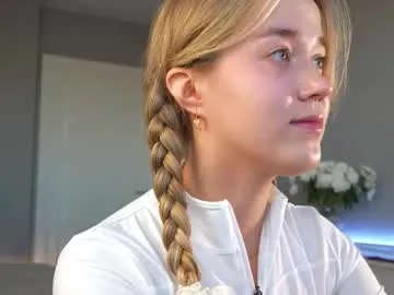 aluntick on Chaturbate