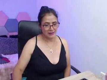 amandapeet — GOAL: Oil massage boobs & rub nipples [88 tokens remaining] WelCUM guys! Tip menu is active /tipmenu to see it - Let's have some fun! #milf #mature #feet #bigboobs #bigass