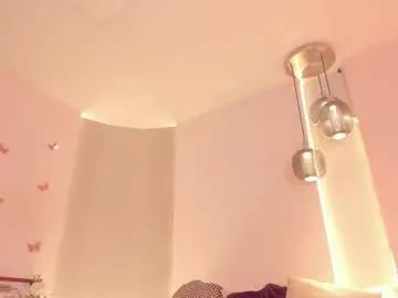 angeline777 — GOAL: Clothes off and start the fun!  [299 tokens remaining] Can you make me flex my big ass on u face?! #bigass #18 #latina #squirt #leggings