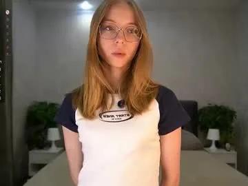 annettaregino — help me lick my finger  Hello, my name is Eva!!! #teen #shy  #18 #natural #new [44 tokens remaining]