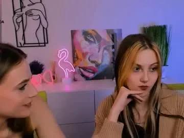 Freechat aria_moo on Chaturbate