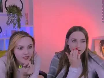 Freechat aria_moo on Chaturbate