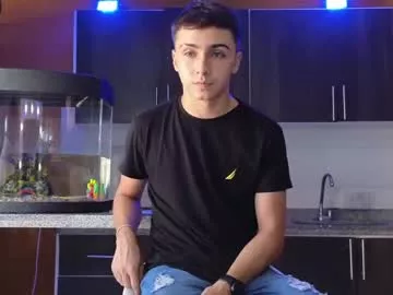 aron__cooper on Chaturbate