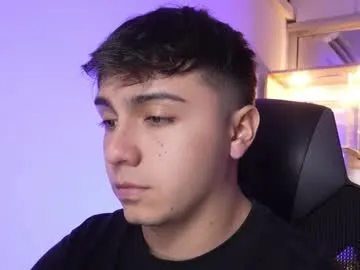 aron__cooper on Chaturbate