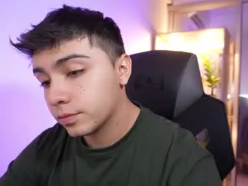 aron__cooper on Chaturbate