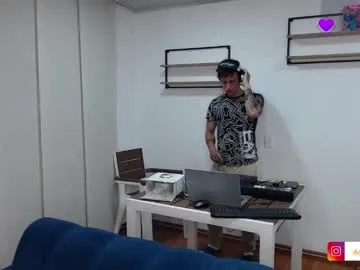 Freechat ashely_ryan24 on Chaturbate