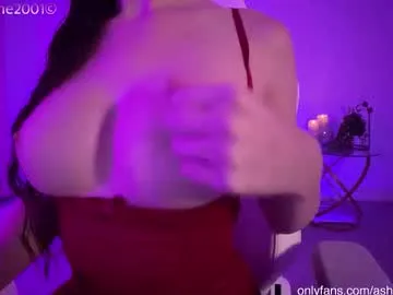 ashleykane2001 on Chaturbate
