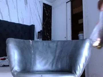 aston_vera — GOAL: cum show [415 tokens remaining] Welcome to my room! Happy New Year to all #cum #hairycock #brunette #skinny #gay