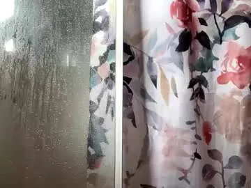 Freechat aussielovingxxx on Chaturbate