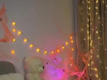 beckymadsons —  Let's reach 75000+ TODAY! I'm a #teen #18, #new #shy here, but already the best #bigass on CB  - Goal: tease you with my ass  [100 tokens left]