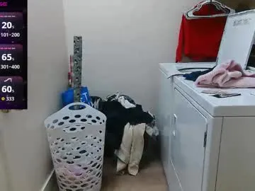 blondiebubblebooty on Chaturbate