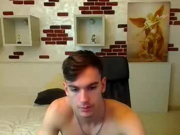 bradyflint on Chaturbate
