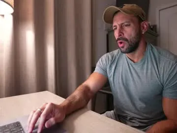 brucestryker on Chaturbate