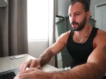 brucestryker on Chaturbate