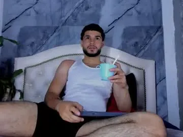 bry_dalton on Chaturbate