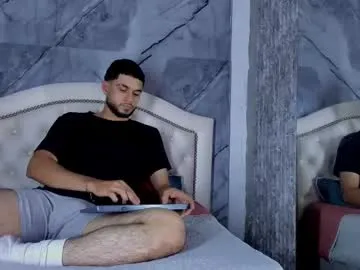 bry_dalton on Chaturbate