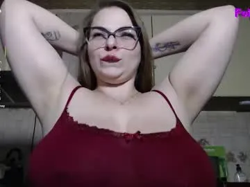carolinadiamond on Chaturbate