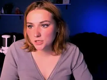 casey_meow_ on Chaturbate