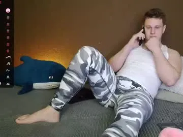 Freechat charlie_smiley on Chaturbate