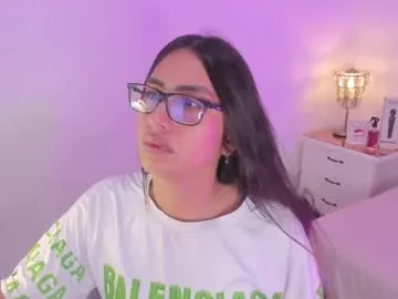 cherrylady2 on Chaturbate