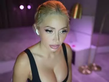 chloe_ri on Chaturbate