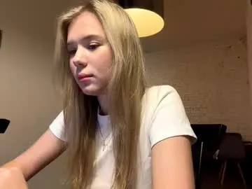 christophertomlison — Show funny face *I'm #18 years old, #shy #small #blonde #young. [6 tokens remaining]