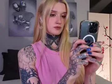 clarewoods on Chaturbate