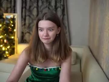 Freechat coyness_geneva on Chaturbate